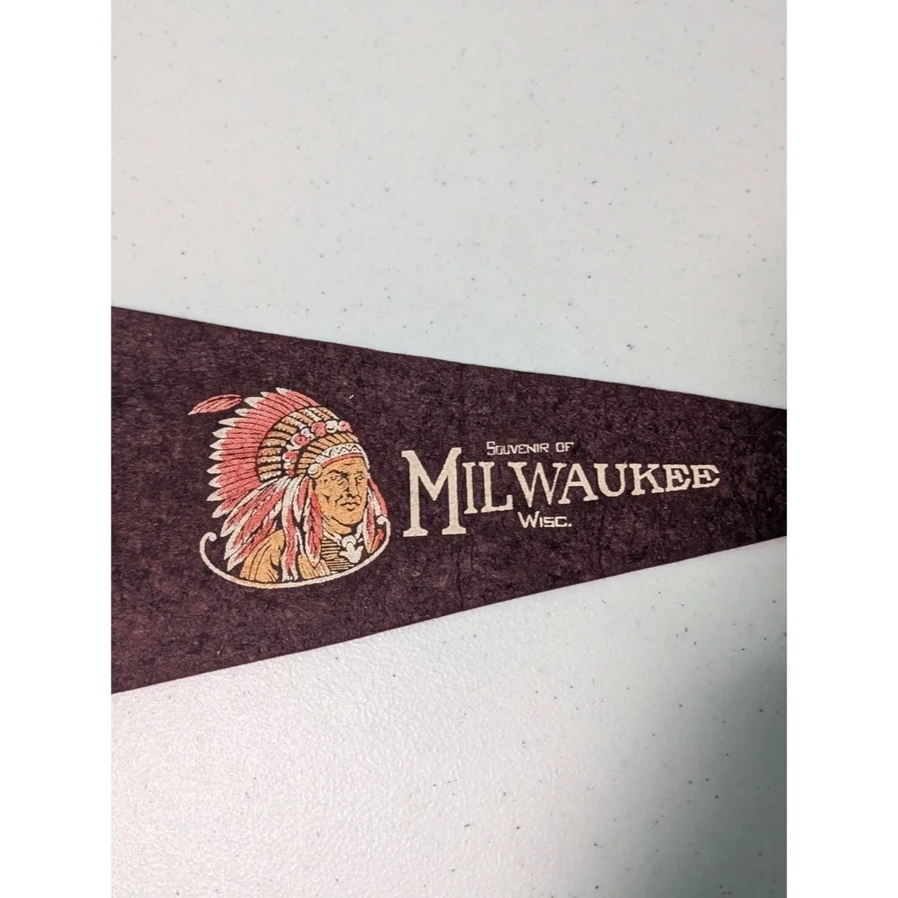 Souvenir Of Milwaukee Felt Pennant 12